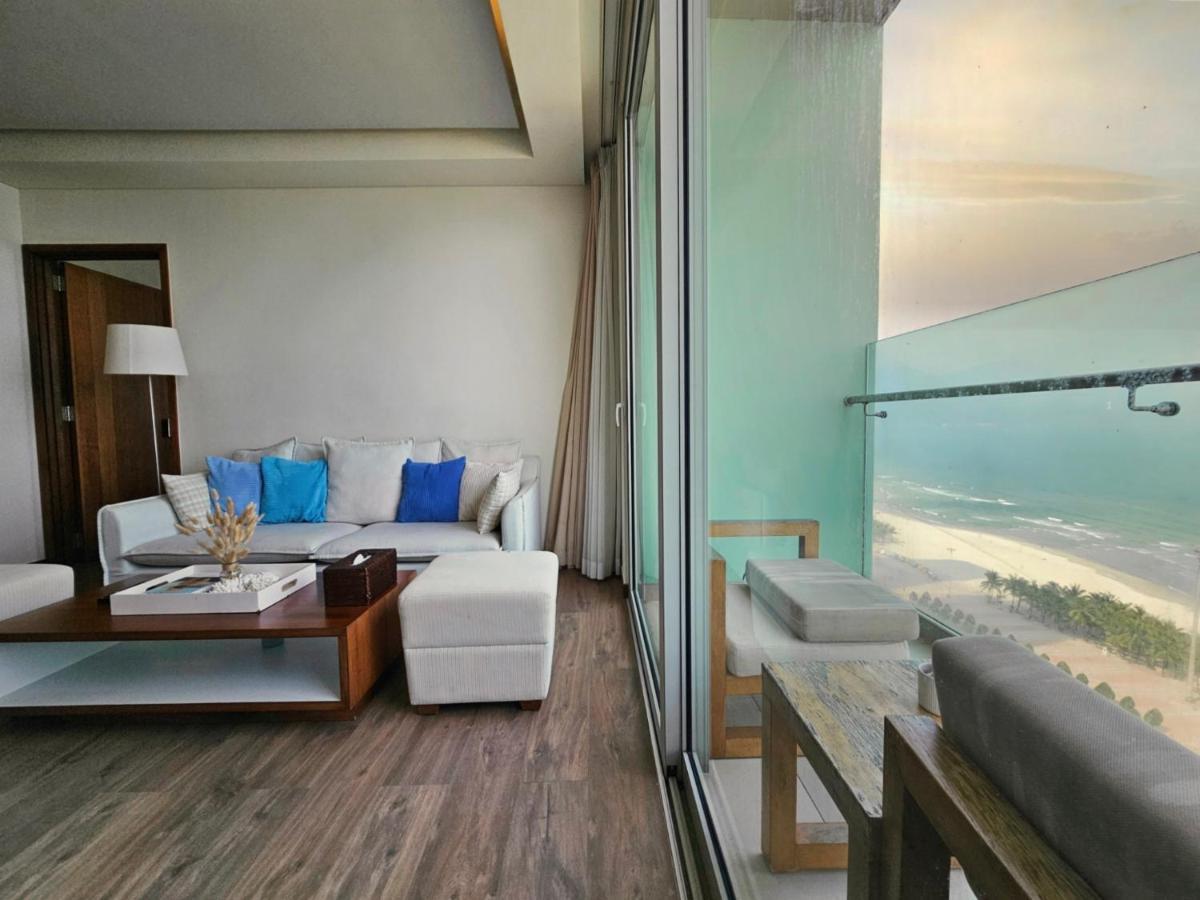 Stunning Apartments Across My Khe Beach ! Rooftop Pool & Gym Da Nang Exterior foto