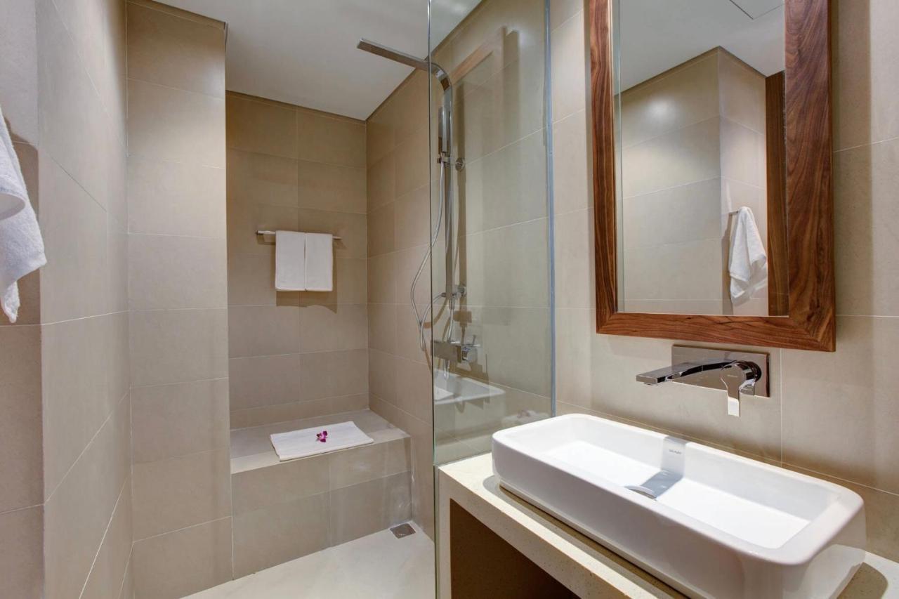 Stunning Apartments Across My Khe Beach ! Rooftop Pool & Gym Da Nang Exterior foto