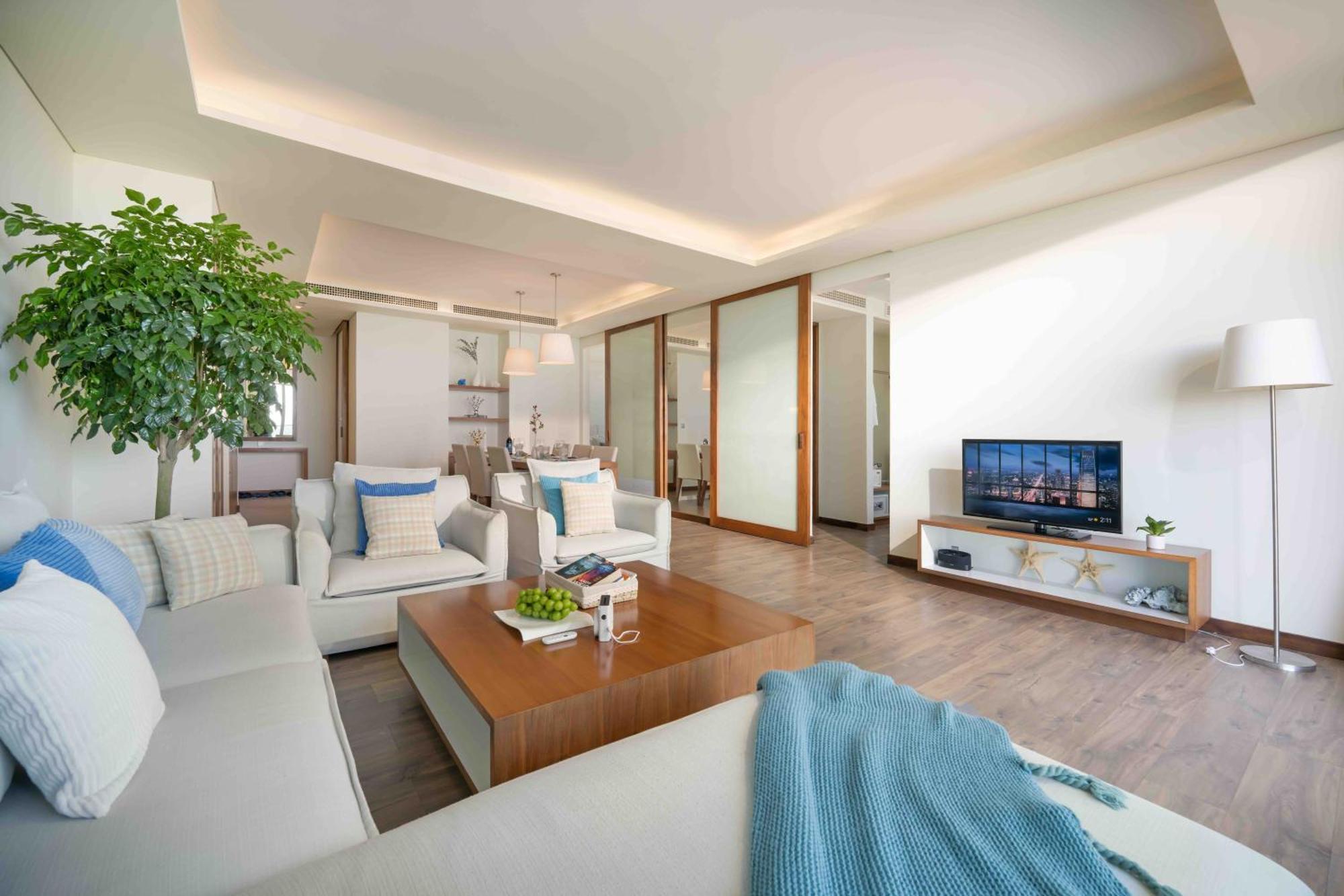 Stunning Apartments Across My Khe Beach ! Rooftop Pool & Gym Da Nang Exterior foto