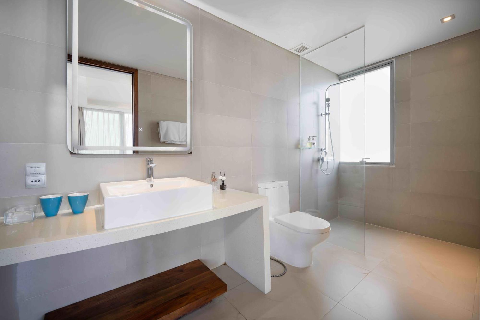 Stunning Apartments Across My Khe Beach ! Rooftop Pool & Gym Da Nang Exterior foto